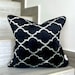 see more listings in the Oreillers Ikat en velours section