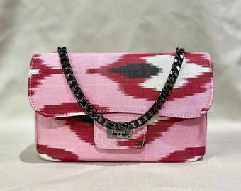 Bolso Ikat Coco Amalfi: bolso bohemio de seda artesanal para uso diario