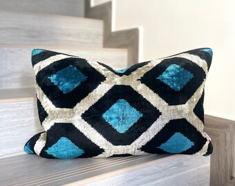 Velvet Ikat Pillow Cover 3D – Decorative Cushion for Sofa or Bed