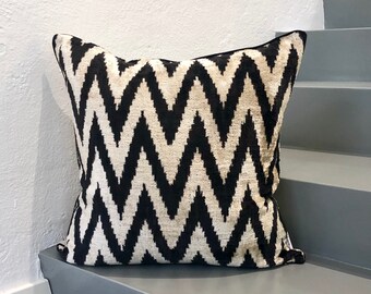 Velvet Ikat Cushion Zigzag Black | Velvet Ikat Pillow Zigzag Black