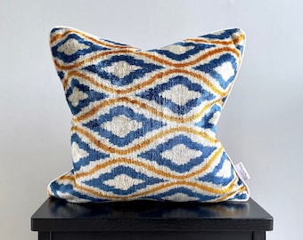 Velvet Ikat Cushion Vibration | Velvet Ikat Pillow Vibration