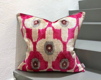 raspberry colored pillows