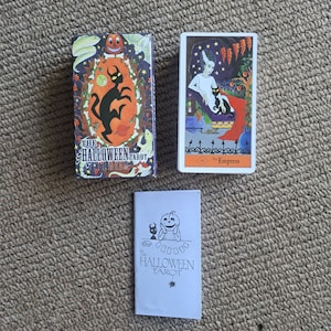 El Tarot de Holloween Una baraja de 78 cartas