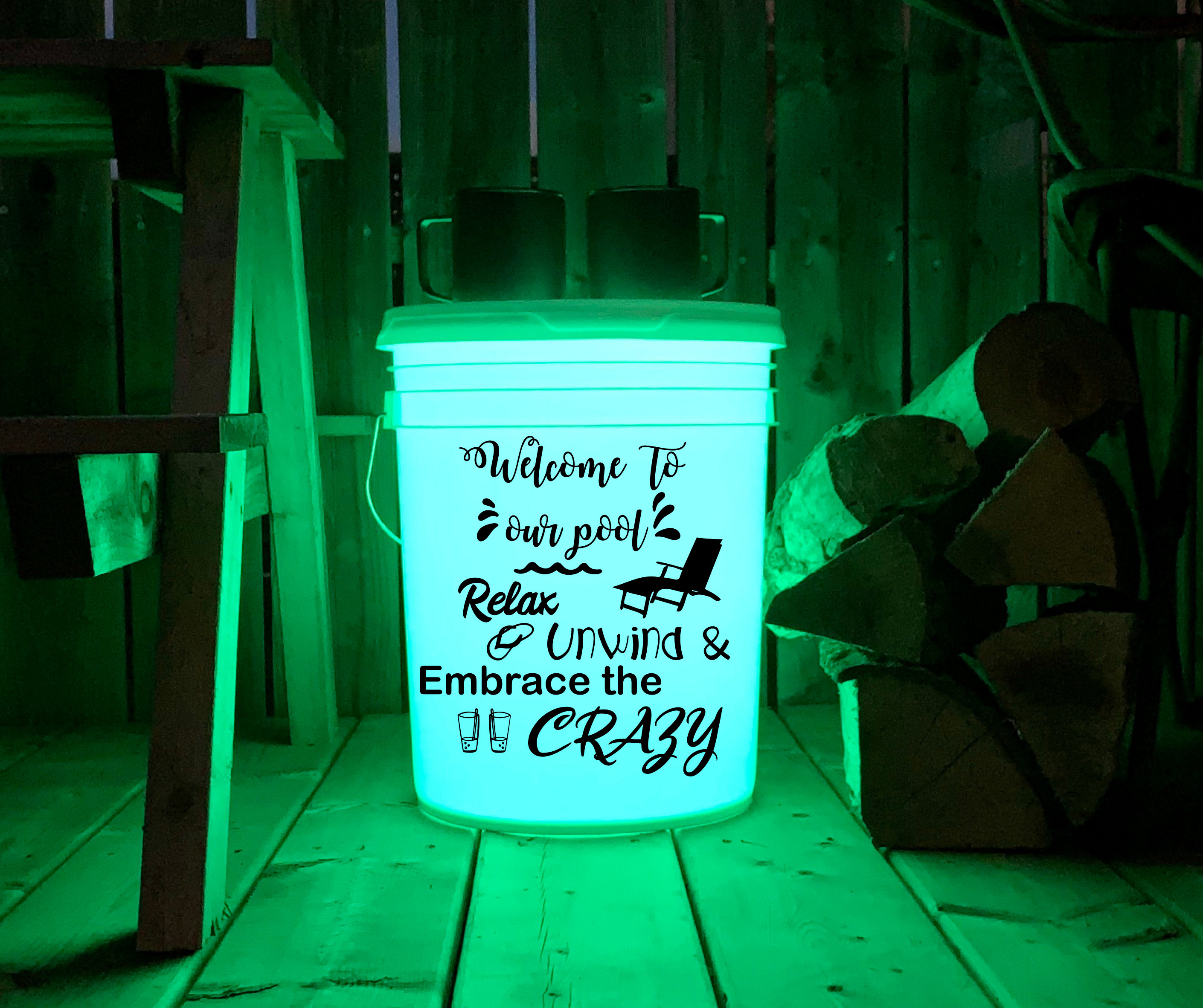 Happy Camper, Personalized Camping Gifts, Camp Bucket Light, Light up Camp  Bucket, Campsite Sign, Gifts for Campers, Color Changing Lights 