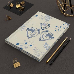 Nature-Inspired Hardcover Journal with Bear Designs, Eco-Friendly Notebook for Writing, Gift for Wildlife Lovers, Vintage Style