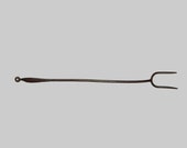 Antique Vtg Early 19th C 1820s Wrought Iron 20 quot Hearth Roasting Fork Fireplace