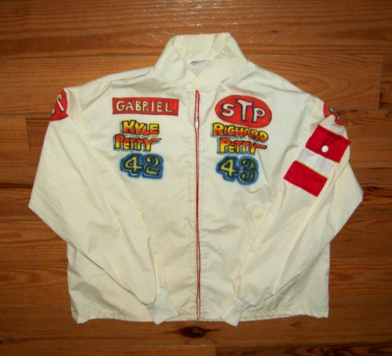 Old Vtg Ca 1980 Richard Petty 43 STP Race Day Air… - image 1