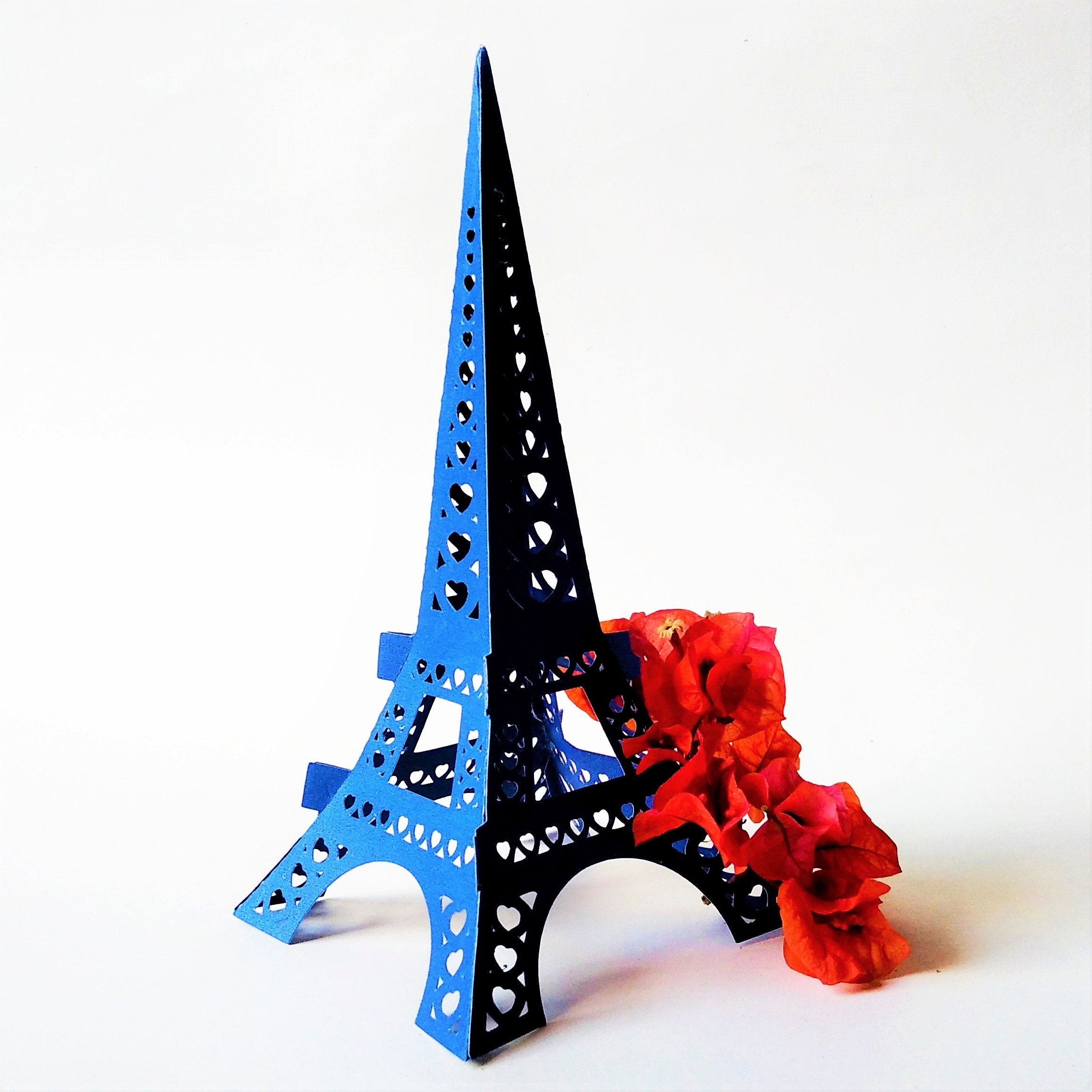 3D EIFFEL TOWER. SVG Templates. Hearts Design. Centerpieces. - Etsy