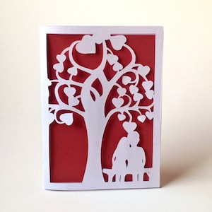 SVG-sjablonen. Boom Van Harten Kaart. Romantisch koppel. CRICUT, SILHOUETTECAMEO. Dxf Svg Png SilhouetteStudio Ai PDF-bestanden. Directe download.