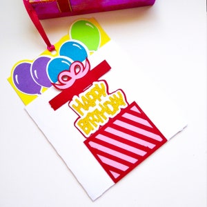 CARTÃO DE ANIVERSÁRIO. Modelos SVG. Cartão deslizante. Arquivos DXF SilhouetteStudio Ai Svg Pdf PNG. Download instantâneo. Cricut SilhouetteCameo cortado a laser.