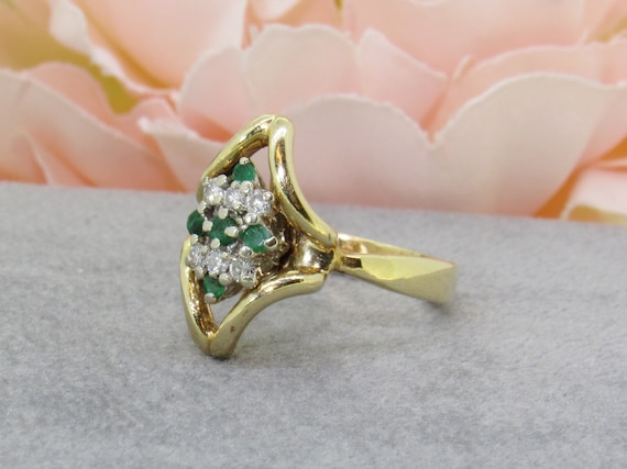 Vintage 14K Yellow Gold Diamond & Emerald Ring - image 1