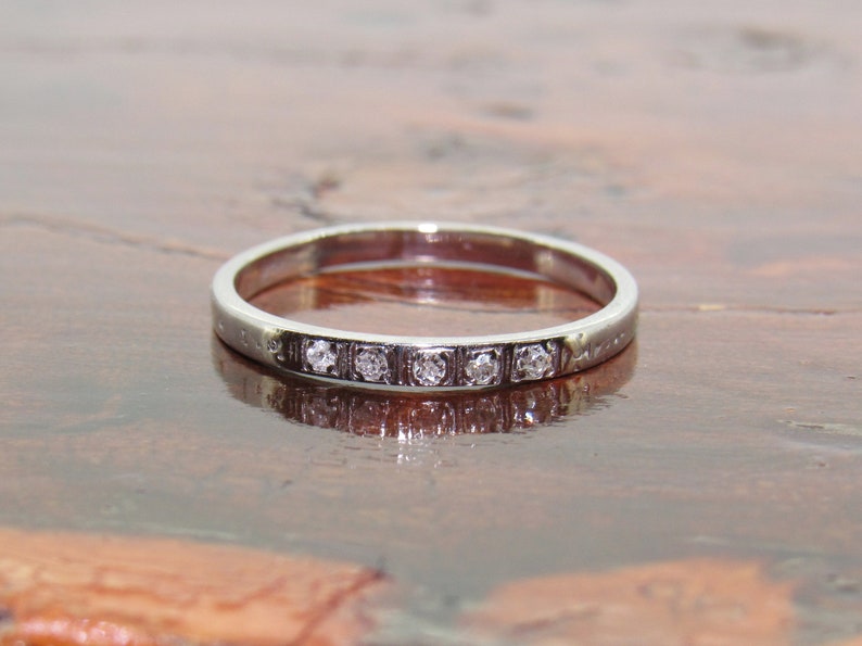 Estate Antique Art Deco 18K White Gold /& Mine Cut Diamond Wedding Band