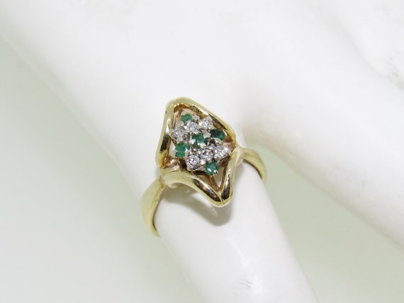 Vintage 14K Yellow Gold Diamond & Emerald Ring - image 6