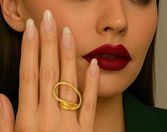 Twisted Circle Cocktail Ring • Oversized Modern Wire Ring • Chunky Wrap Ring in Gold Tone for Her