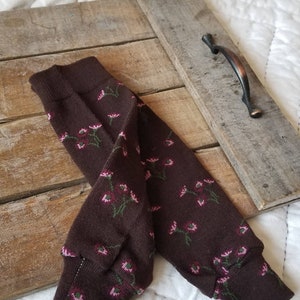 marrom com flores - Polainas para bebê; Pernas de bebê; leggings infantis, punhos, meias para botas