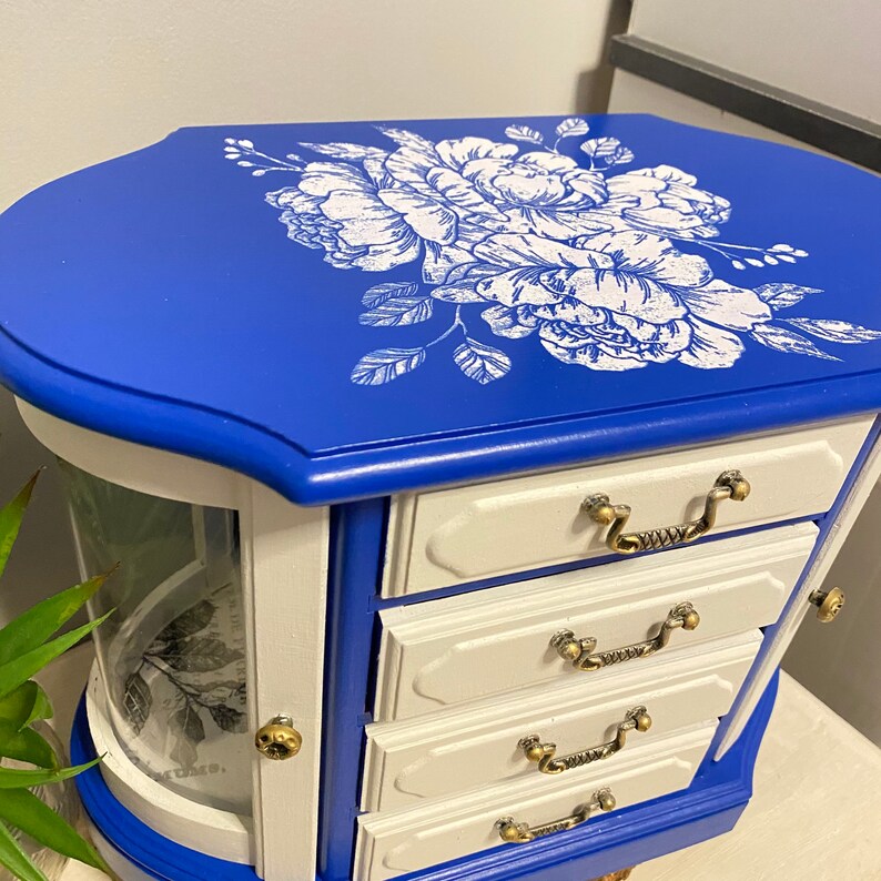 Refinished Medium Floral Jewelry Box
