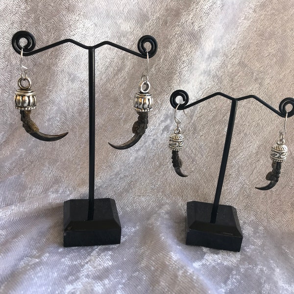 2 Sizes Crow Claw Foot Toe Fishhook Wire Earrings in Antique Silver Tone Witchcraft Morrigan Shamanism Spirit Animal