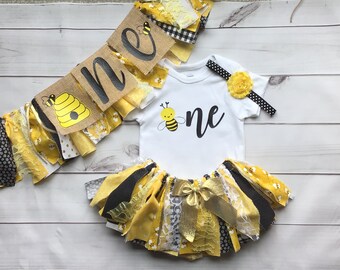 Bumble Bee Cake Smash Fabric Tutu Skirt Outfit Tutu Skirt  baby Toddler birthday happy Bee-day for 1st 2nd birthday theme Banner
