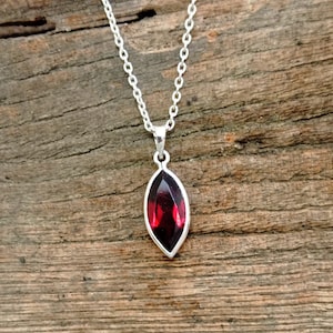 925 Sterling Silver Very Fine Work Handmade Pendant Studded With Natural Garnet Stone, Birthstone January, Gift for all, Garnet Pendant...