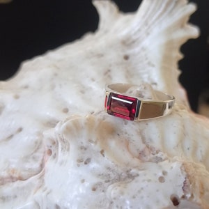 Garnet Ring, 925 Sterling Silver, Handmade Men&#39;s Ring, Natural Garnet, Birthstone for January, Red stone Ring, Promise Ring, Gift for all...