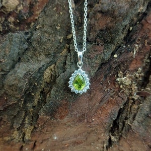 Peridot Pendent, 925 Sterling Silver, Handmade Pendant, Natural Peridot, August Birthstone, Peridot Necklace, Gift for Her, Gift for Friend.