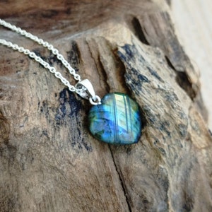 Labradorite Stone Pendant, 925 Sterling Silver, Handmade Pendant, Gift for All, Unisex Pendant, Light Weight Pendant, Labradorite Necklace..