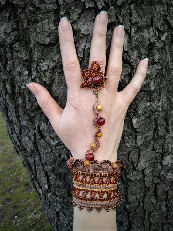 Lorina Balteanu Hand Crochet Bracelet With Semi Precious Stones – Jussara  Lee