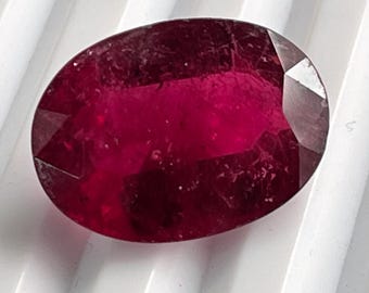 Rubellit-Turmalin | 11.70 Karat | 13 x 18mm | Lose Oval Geschliffener Edelstein | Pink Turmalin Ring | Für die Schmuckherstellung