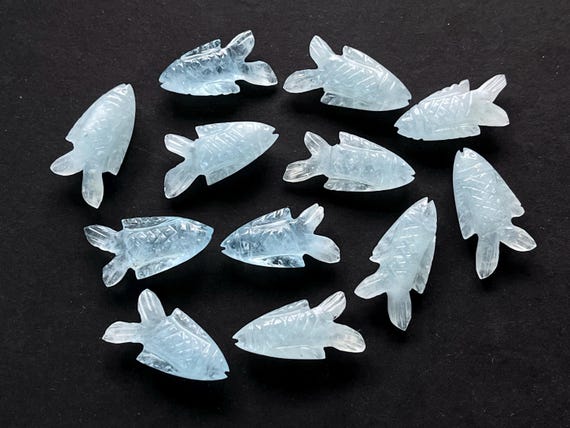 Natural Aquamarine Fish Carving, Hand Carved Gemstone Figurine for Jewelry Making