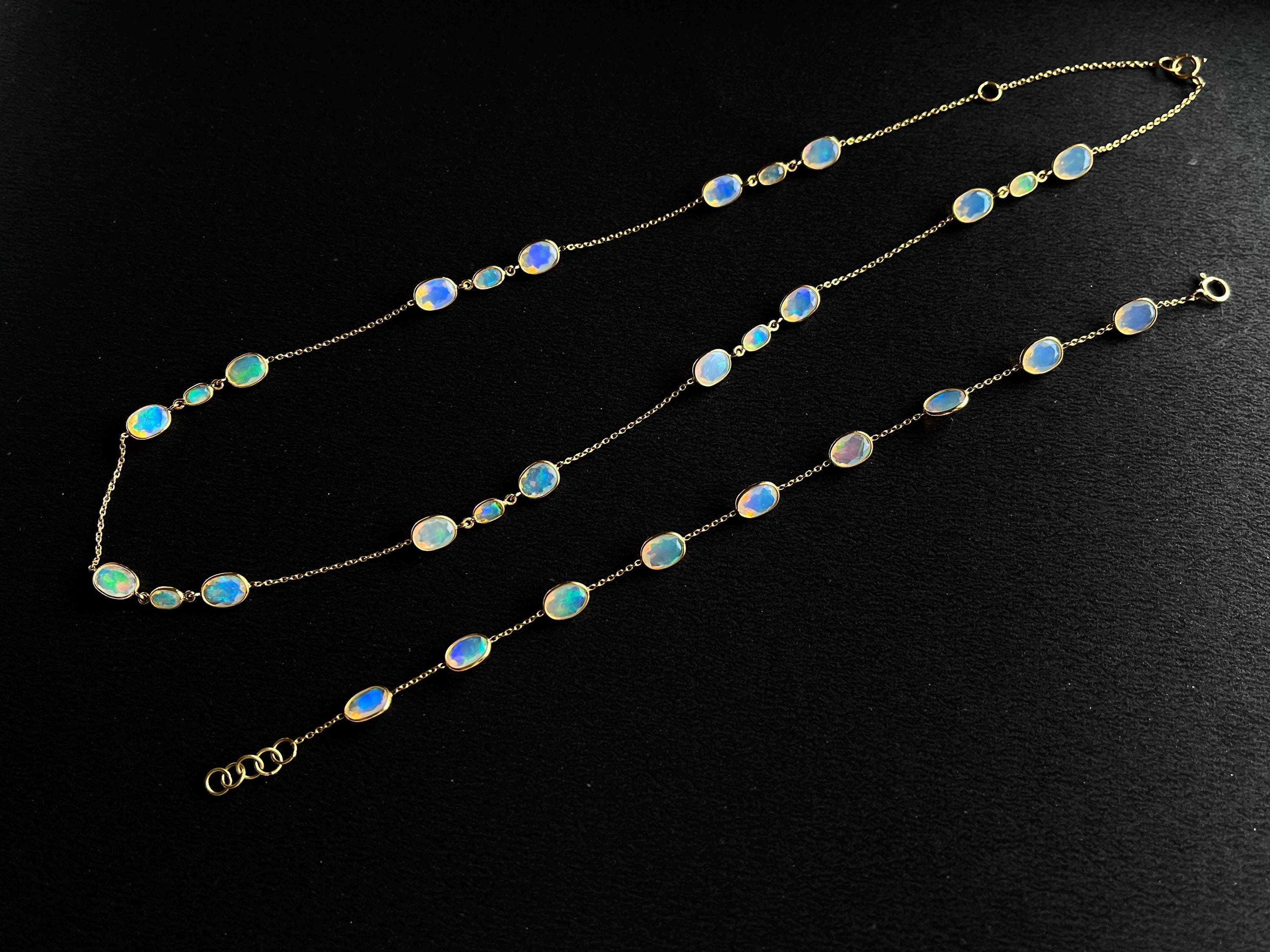 Natural Opal Bezel Set 18K Solid Yellow Gold Opalescence Station