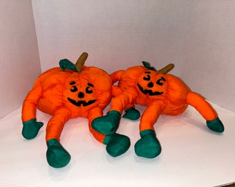 Calabaza de peluche vintage Jack O' Lantern con brazos y piernas, juguete O Rama