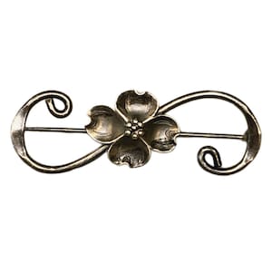 Sterling Silver Vintage Stuart NYE Dogwood Flower Brooch Pin