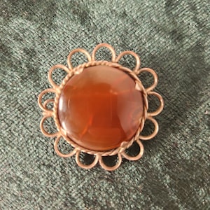 Very Vintage Round Amber Pin Brooch