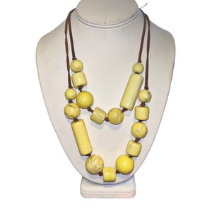 Vintage 80&#39;s Fashion Bright Yellow Chunky Lucite Handmade Beaded Necklace Set