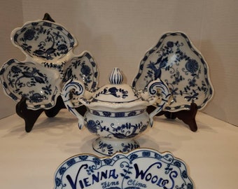 Piatti da portata, vassoio per condimenti, porcellana blu cipolla vintage Vienna Woods, Tourin