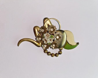 Gold Tone Vintage Art Deco Layered Floral Fashion Brooch Signed GT