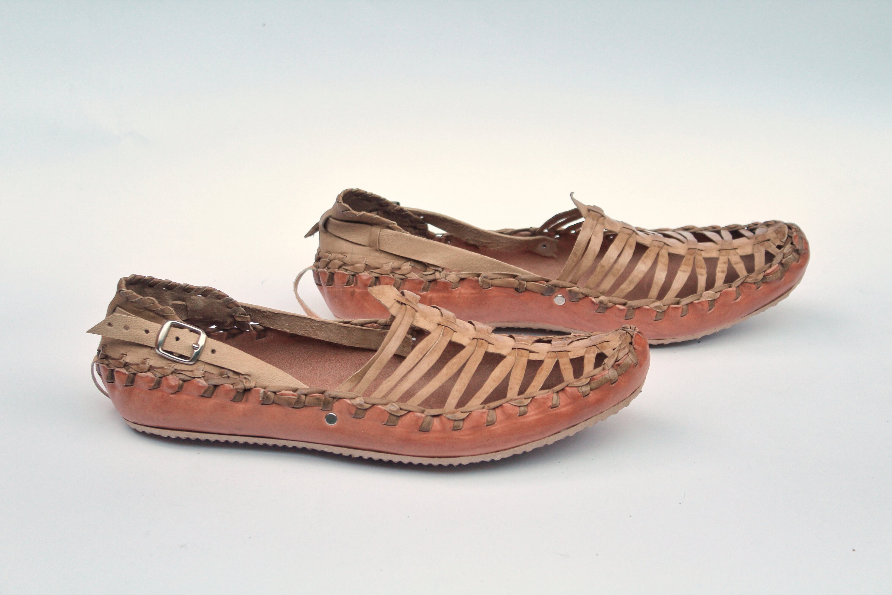 leather grounding shoes