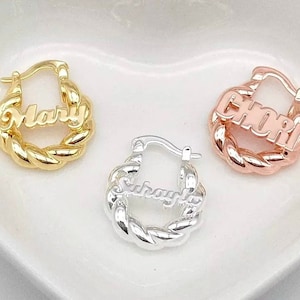 Namen Mini Twist Ohrringe, Edelstahl, vergoldet oder versilbert, Personalisiert, Namensohrringe, kleine Reifen, Benutzerdefinierter Name,