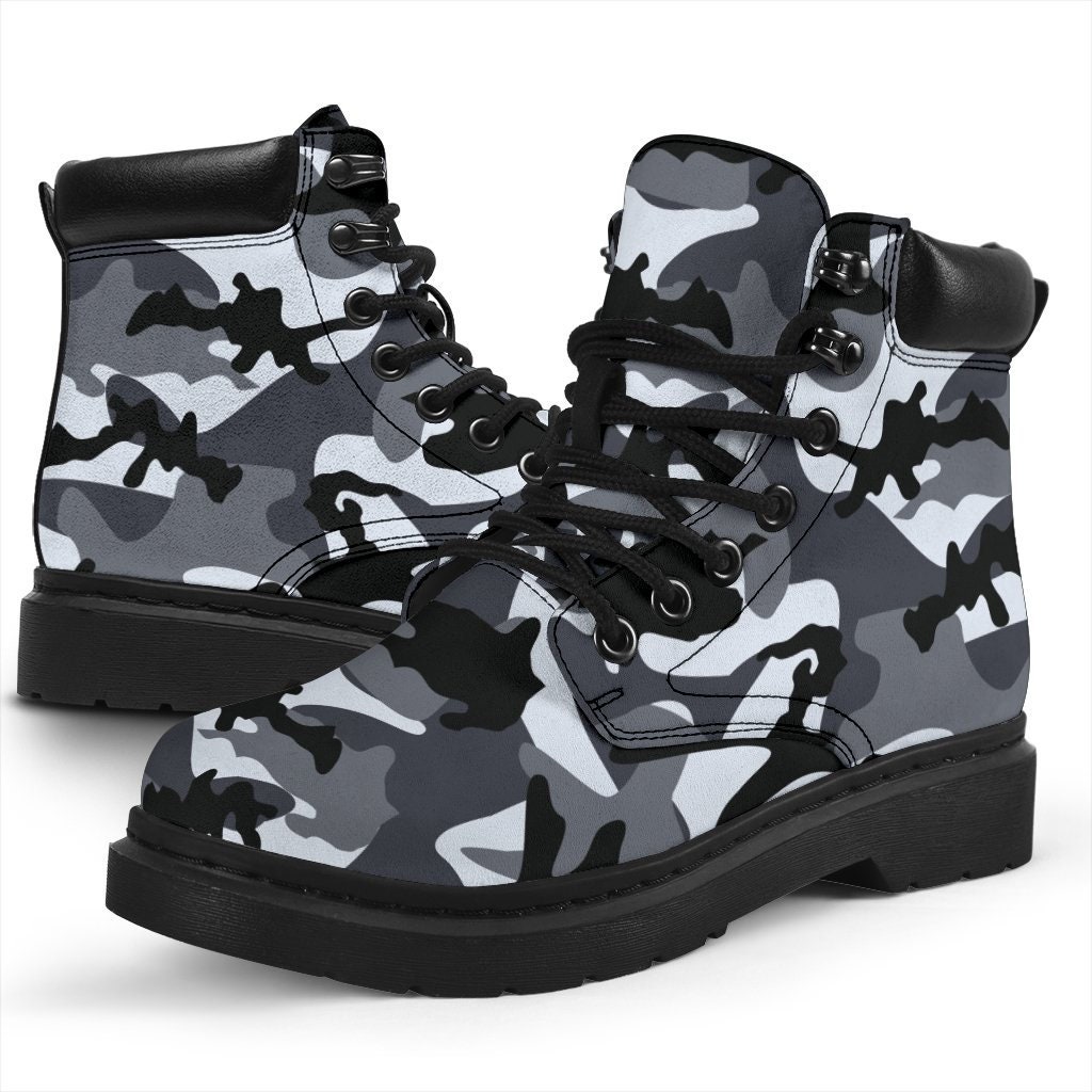 camo water boots