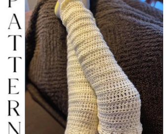PATTERN: Lovey Leg Warmers