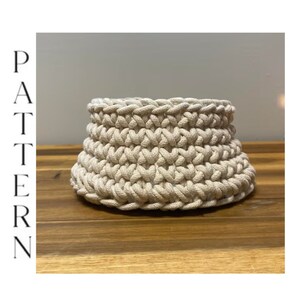 かぎ針編みバスケットのパターン：マクラメコードアクセサリーコンテナ（PDFパターン）