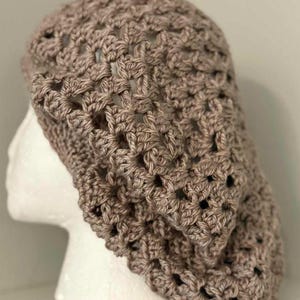 Granny Stitch Slouchy Beanie Hat PATTERN : lightweight slouchy beanie, crochet slouchy hat, crochet hat pattern, how to crochet a hat