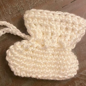 CROCHET PATTERN:  baby booties