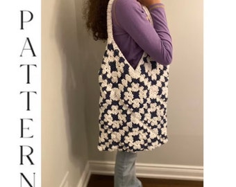 PATTERN:  crochet granny square bag