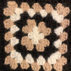 CROCHET PATTERN & VIDEO:  crochet granny square, granny square pattern, easy granny square, granny square pattern