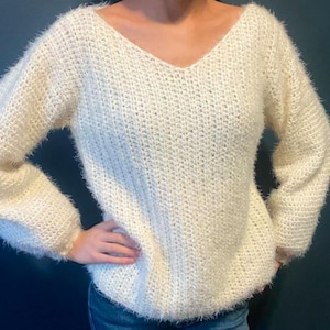 CROCHET PATTERN/Everyday V-Neck Sweater Crochet Pattern, crochet vneck sweater pattern, crochet v-neck pattern, crochet pullover pattern