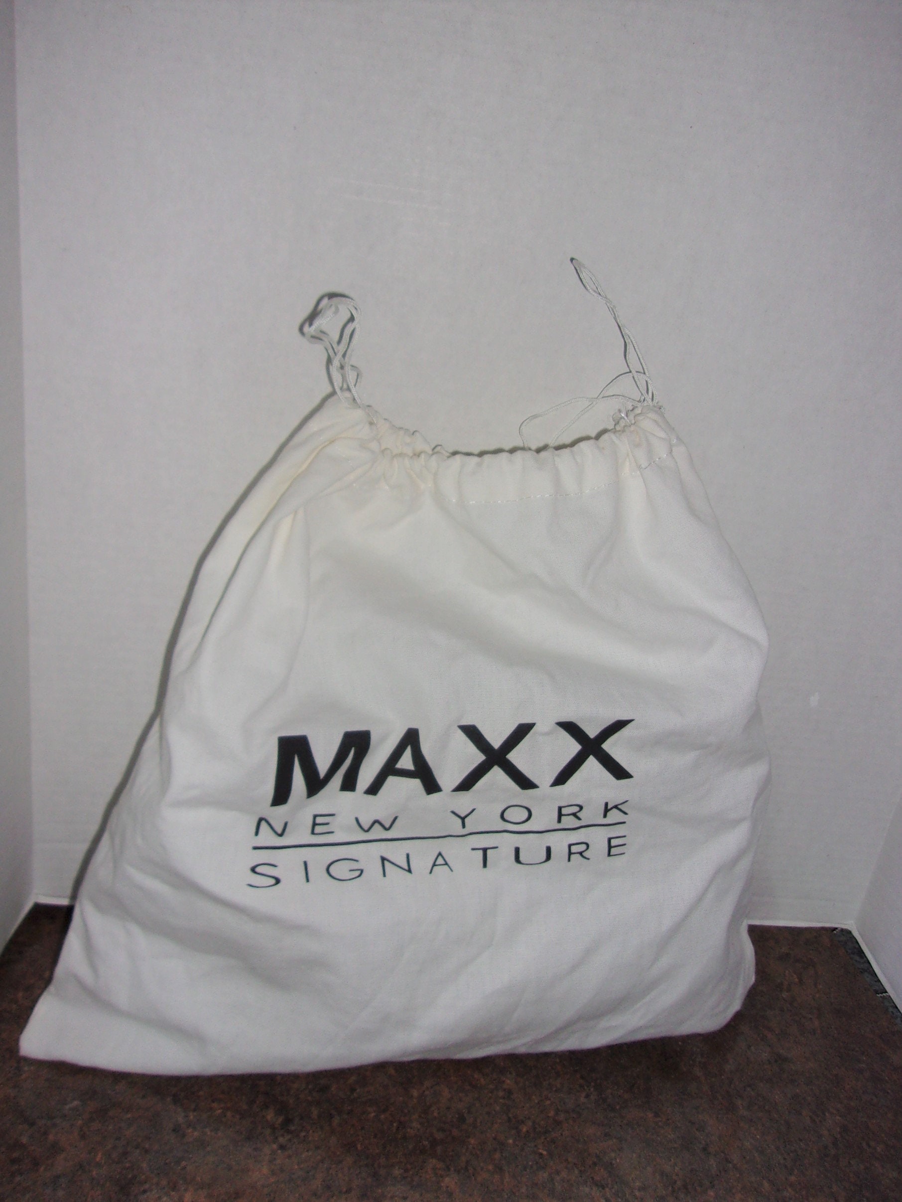 Maxx New York Signature Handbag Purse Hand Bag Shiny Black