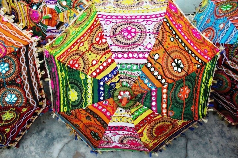 20 Pcs Lot Indian Wedding Umbrella Decoration Mirror Work Vintage Parasols Handmade embroidery Elephant Umbrella Decorations Cotton Umbrella