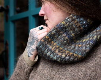 Handknit cowl, merino wool cowl, handspun cowl, neckwarmer, infinity scarf, mobius cowl