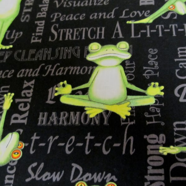 Frosch Frog  Yoga Entspannung   Baumwolle Patchworkstoff   Kaufman 50x110 cm